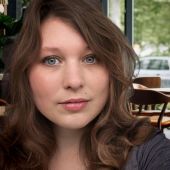 Angela Setiadi Profile Image