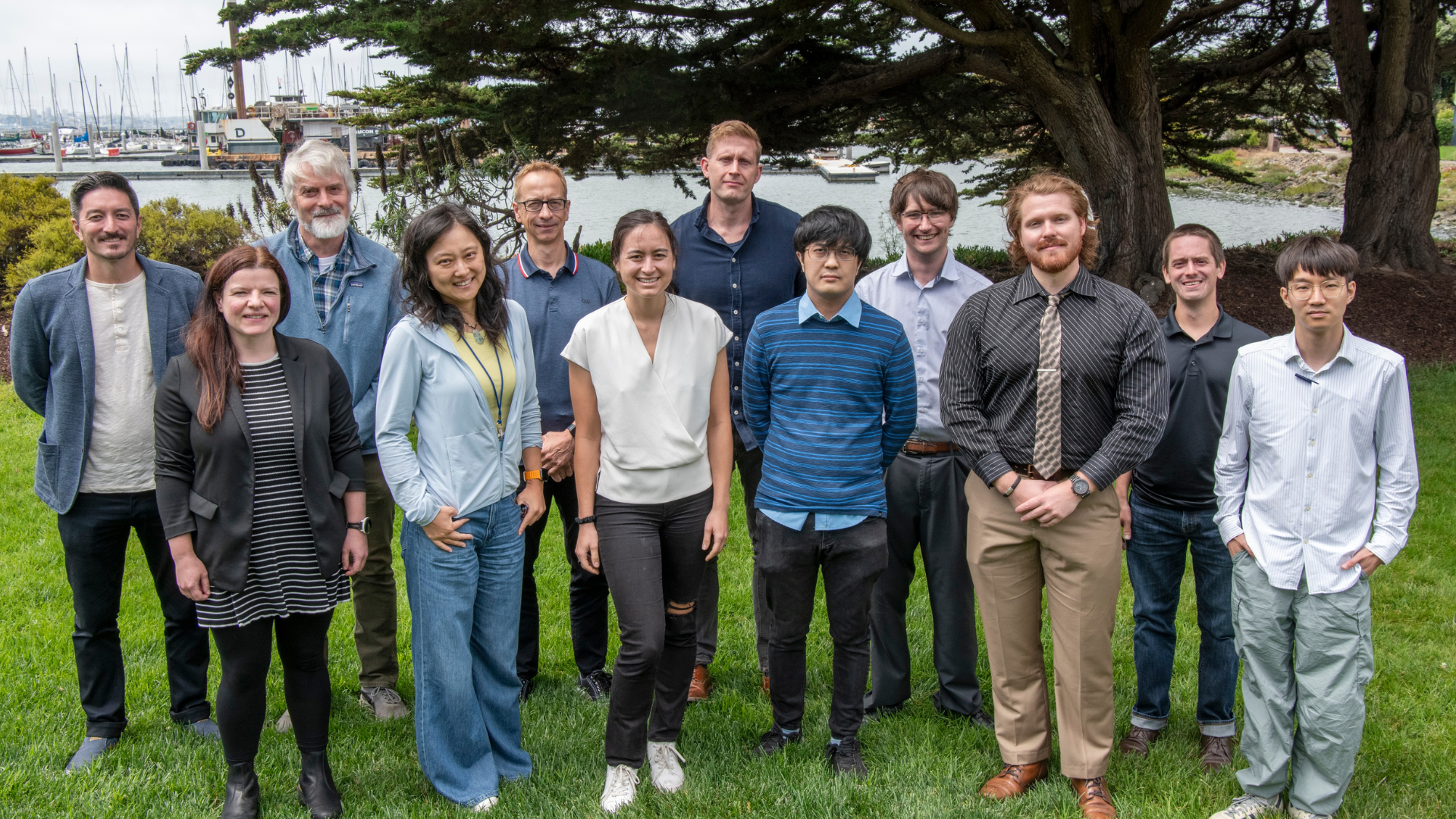 The 2025 ALS Users' Executive Committee (Credit: Robinson Kuntz/Berkeley Lab)